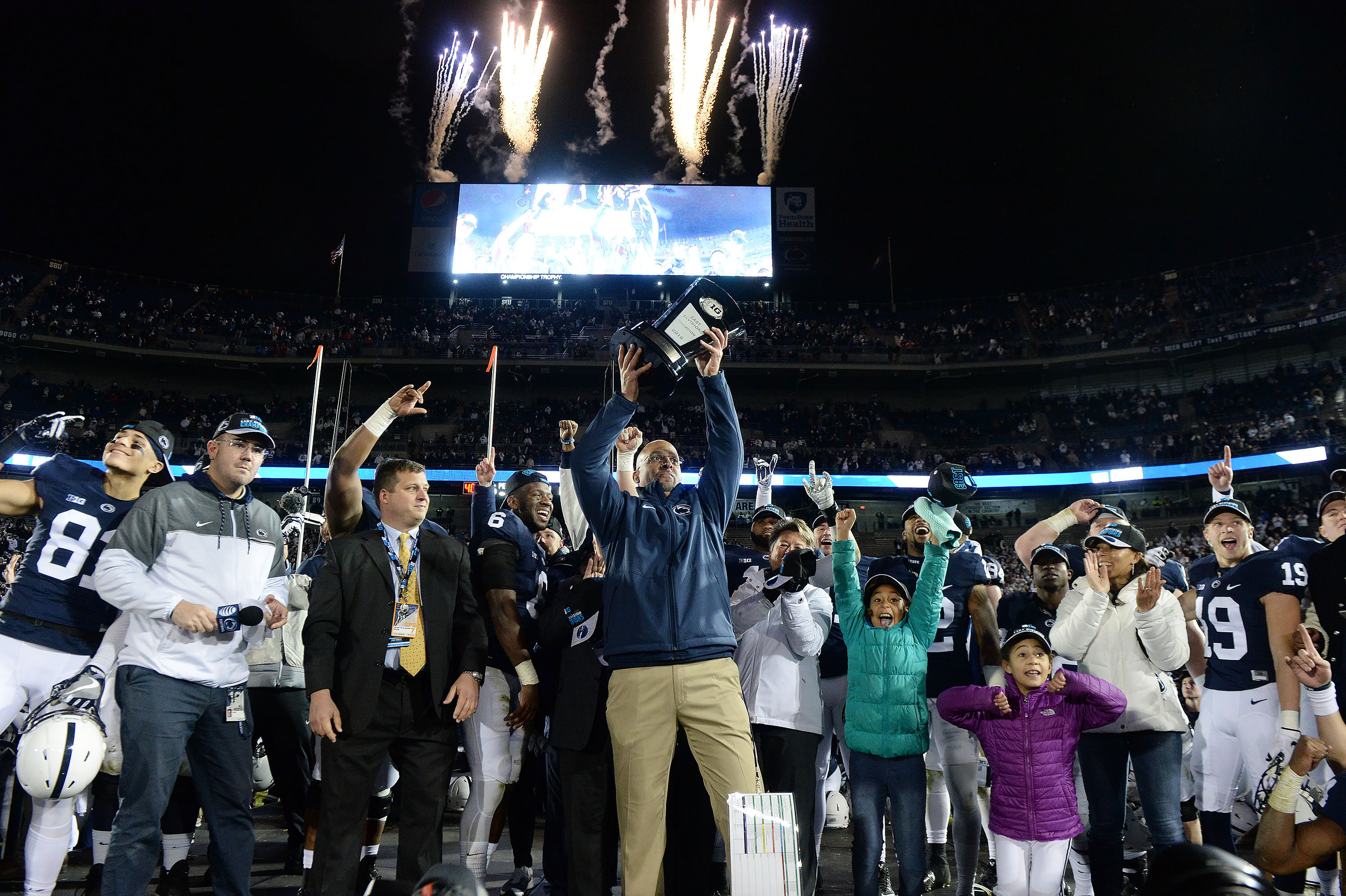 Penn State v. Michigan State (Photo by Steve Manuel)